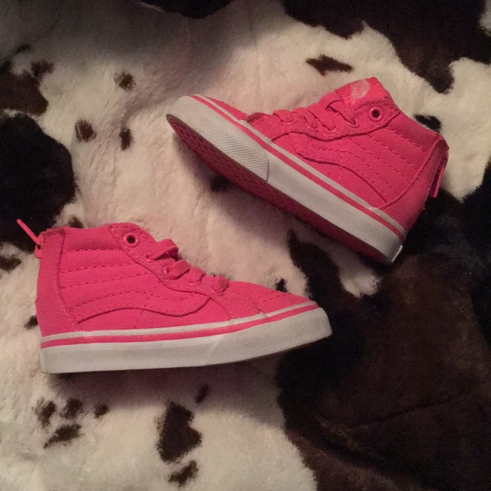 Like new toddler vans